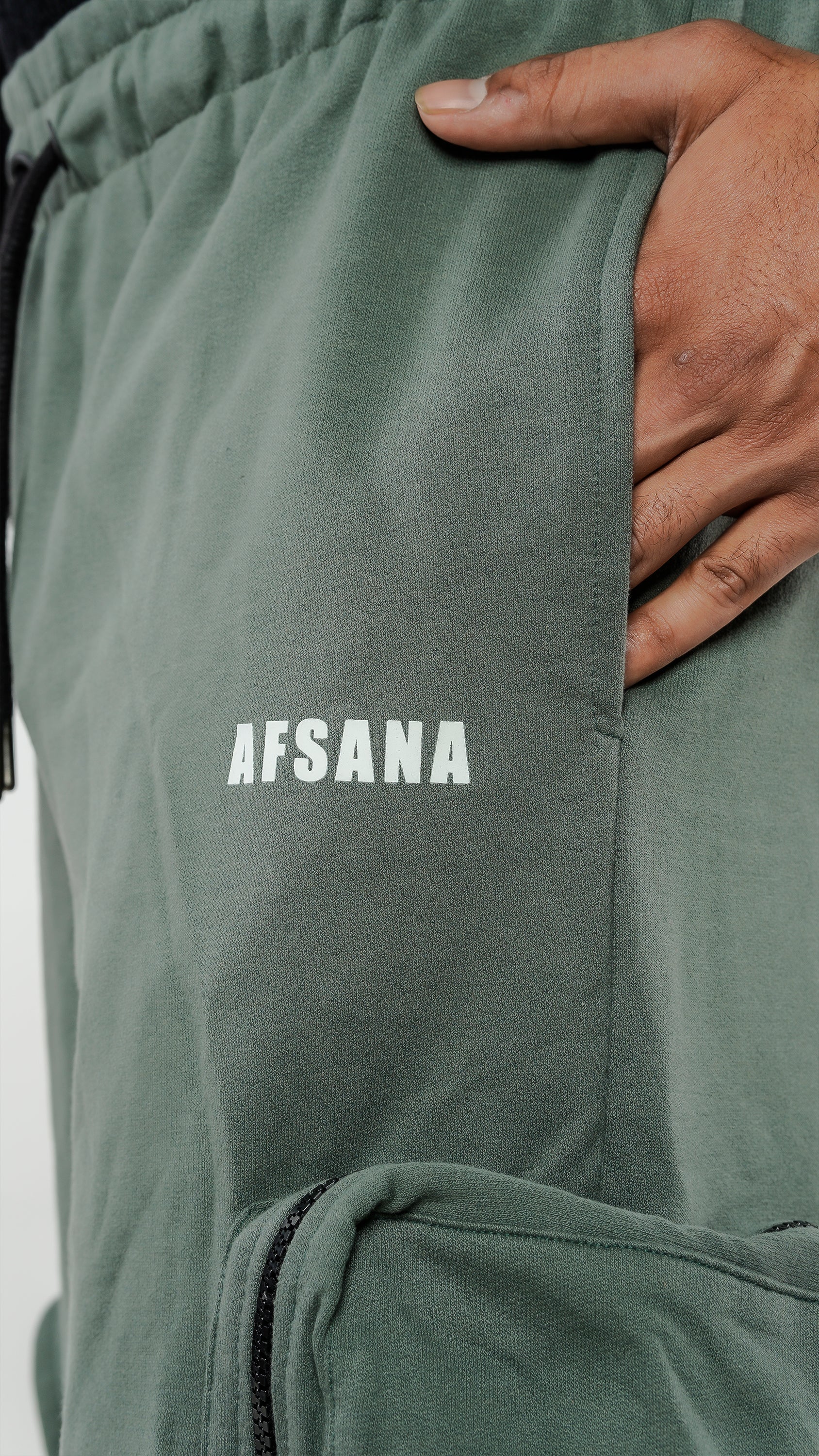 CORE BAGGY TROUSER