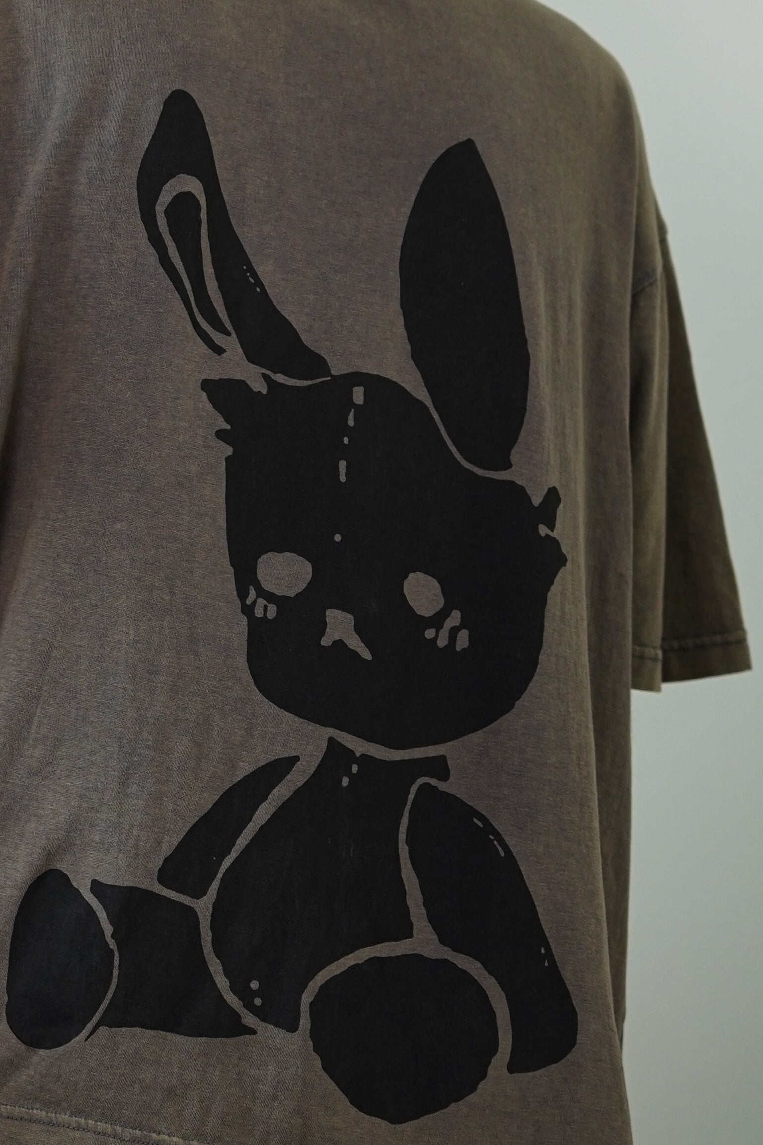 VOID BUNNY ACID WASH TEE