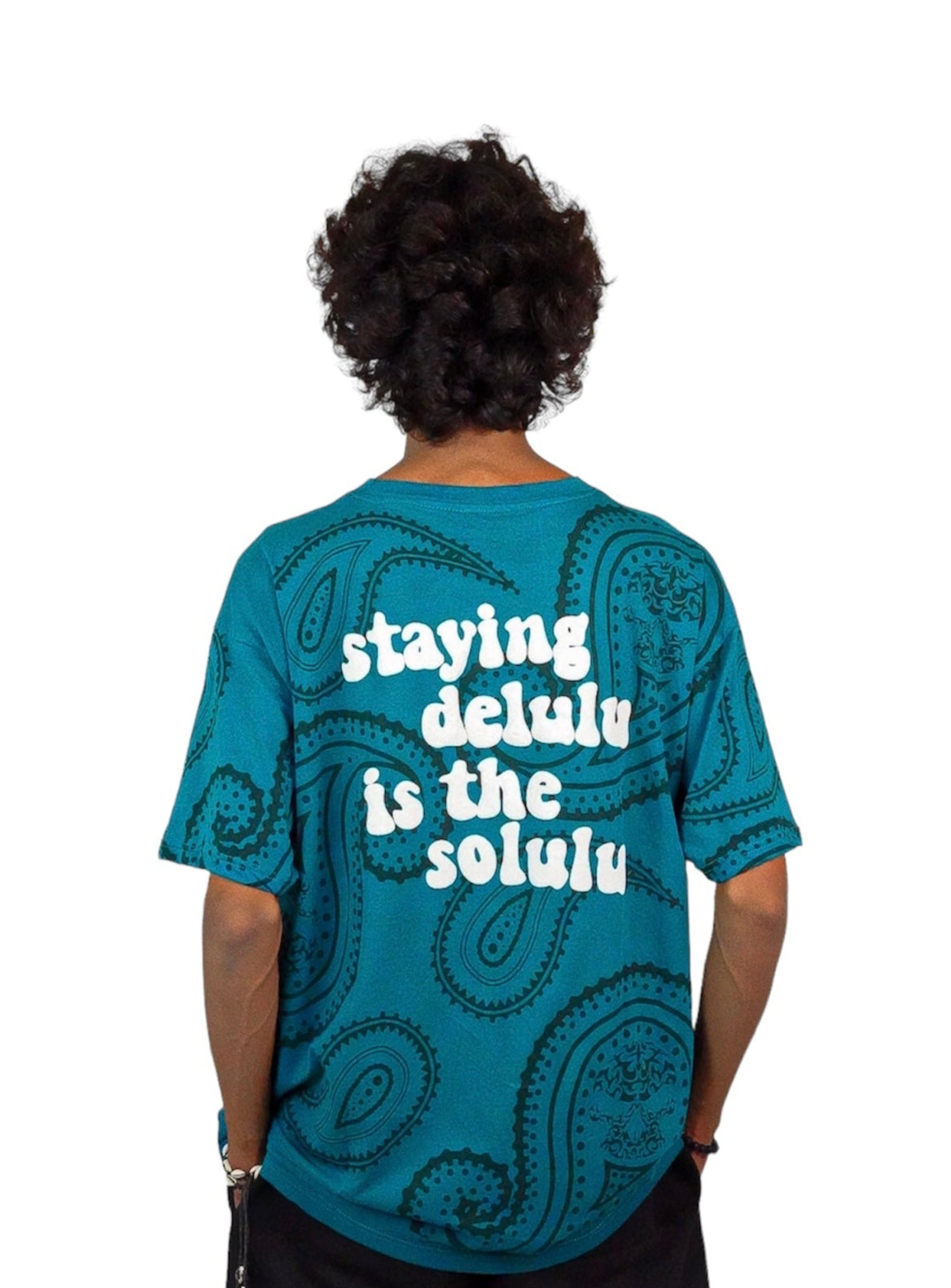 STAYING DELULU TEE