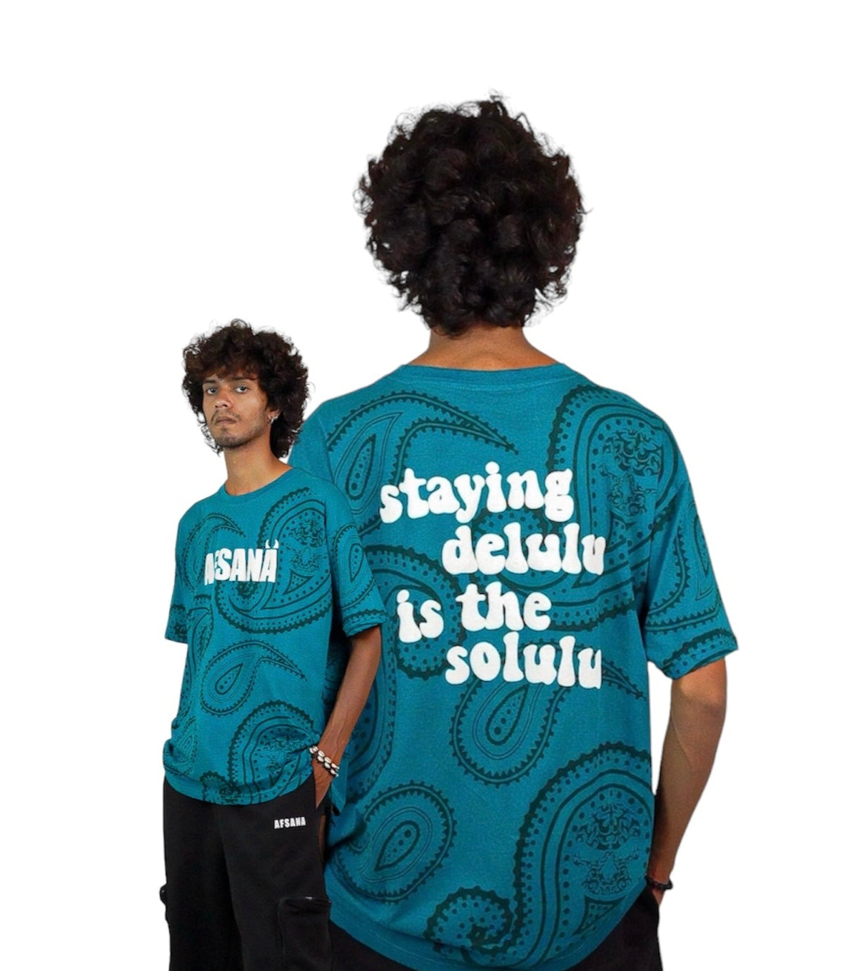 STAYING DELULU TEE